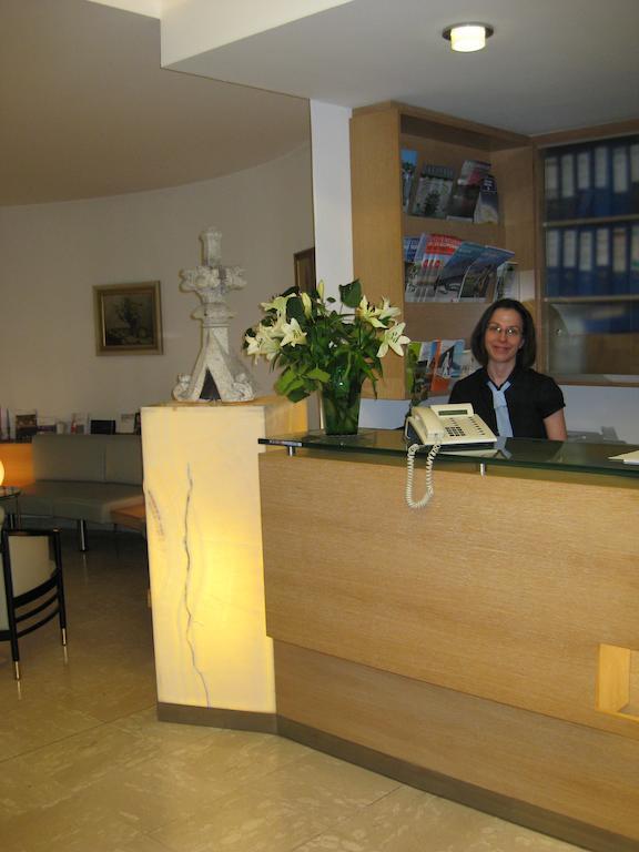 Hotel Dom-hotel
